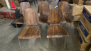 lot 467 image: Lot of 5 Mid-Century Style Bent Plywood Stacking Dining Chairs