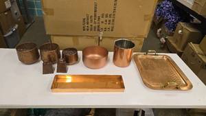 lot 534 image: Large Lot of Misc Brass & Copper Dcor.