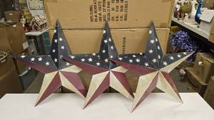 lot 551 image: Lot of 3 Metal Wall Art USA Flag Themed Stars
