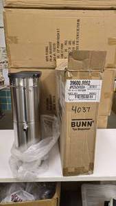 lot 585 image: NEW Bunn 39600.0002 TDO-N-4.0 Narrow Iced Tea Dispenser