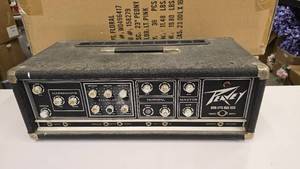 lot 601 image: Peavey Series 400 Bass Head