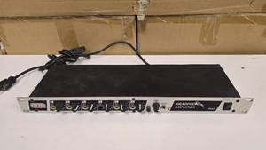lot 613 image: RollsRS62 Headphone Amplifier