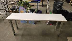 lot 625 image: White Table w Metal Legs&nbsp THIS ITEM CAN ONLY BE PICKED UP ON DAY 3 OF REMOVAL