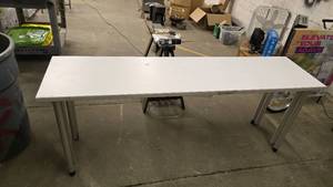 lot 626 image: White Table w Metal Legs&nbsp THIS ITEM CAN ONLY BE PICKED UP ON DAY 3 OF REMOVAL