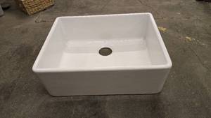 lot 736 image: Beautiful White Porcelian Farmhouse Apron Front Sink
