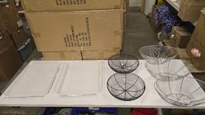 lot 779 image: Lot of Misc Dcor Items.  Includes Wire Decorative Baskets & 2 Clear Acrylic Trays