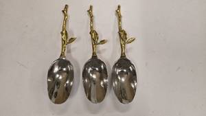 lot 783 image: Lot of 3 Matching Stainless & Gold Leaf Ice Scoop Spoons