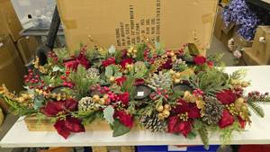 lot 863 image: Pair of Matching Christmas Themed Candle Holders