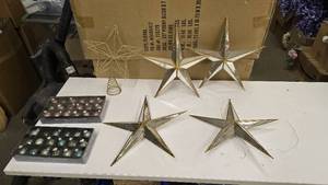 lot 864 image: Lot of Misc Christmas Dcor.  Includes Stars & Glass Ornaments