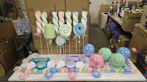 lot 872 image: Large Lot of Candy Themed Christmas Tree Dcor