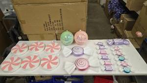 lot 874 image: Large Lot of Candy Themed Christmas Tree Dcor