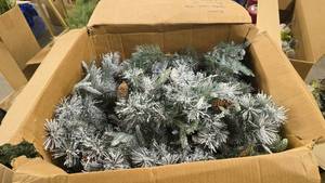 lot 898 image: Box Full of Misc Snowy Christmas Garland