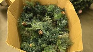 lot 899 image: Box Full of Misc Christmas Garland