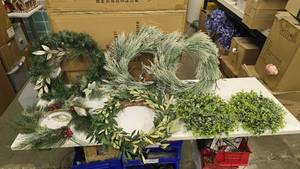 lot 900 image: Large Lot of Misc Christmas Wreaths