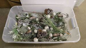 lot 908 image: Large Tote Full of Snowy Christmas Tree Dcor Inserts