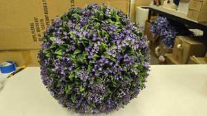 lot 940 image: Beautiful Round Grennery Ball.  Approx 18 Wide