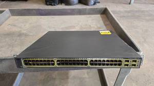 lot 971 image: Cisco Catalyst 3750G Series 48 Port PoE Switch
