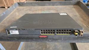 lot 972 image: Cisco Catalyst 2960-X Series 24 Port PoE Switch
