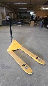 lot 1014 image: U-Line H-1043 5,500LB Capacity Pallet Jack.  Works Great