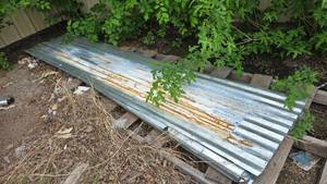 lot 1073 image: Large Lot of Galvanized Steel Corrugated Roofing Panels