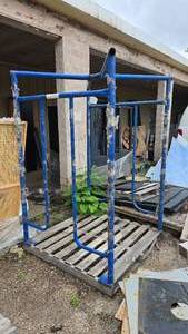 lot 1075 image: Tier Rack Blue Steel Pallet Stacking Cage