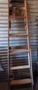 lot 186 image: wooden foldable ladder