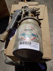 lot 199 image: paint sprayer can