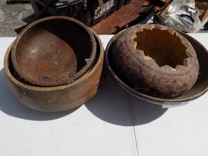 lot 222 image: wooden dcor bowls