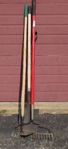 lot 276 image: RACK SHOVEL, AND HO
