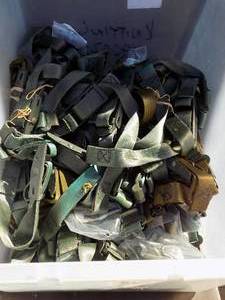 lot 314 image: ARMY STRAPS