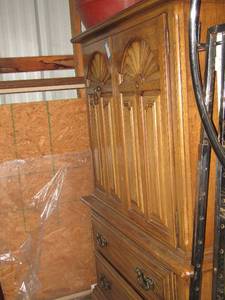 Entertainment cabinet