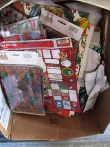 lot 56 image: Christmas lot