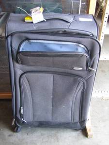 lot 58 image: suitcase