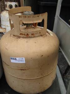 lot 86 image: propane tank