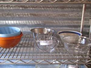 lot 104 image: various bowls