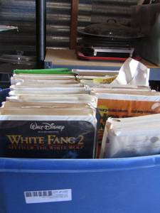 lot 120 image: Disney vhs tapes