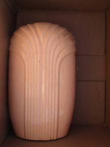 lot 139 image: large coral color vase