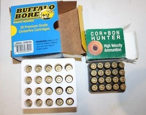 lot 146 image: Ammo Buffalo Bore 460 Rowland 230 gr and Cor Bon Hunter 460 Rowland 230 gr FMJ