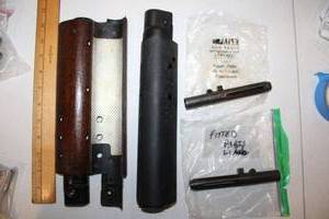 lot 269 image: Hand guards and flash hiders