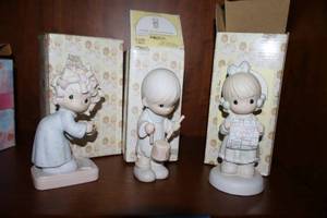 lot 18 image: Precious Moments figurines The Spirit is willing but the flesh is weak, Ill play my drum for Him, I would be lost without you