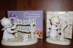 lot 27 image: Precious Moments figurines 15th anniversary, His eye is on the sparrow