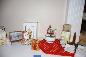 lot 35 image: Home decor and Christmas ornaments, some Precious Moments