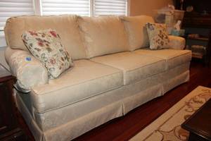 lot 9 image: Charles Schneider off-white upholstered sofa couch