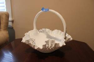 lot 31 image: Vintage white milk glass hobnail basket - 12 wide x 10 high