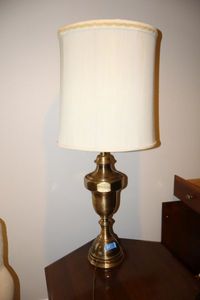 lot 11 image: Brass base table lamp - 39 tall with shade