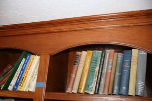 lot 64 image: Vintage books Engineering and Mathematics, Real Estate