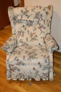 lot 159 image: Swivel rocking reclining arm chair