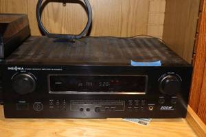 lot 177 image: Insignia stereo receiver amplifier