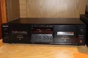 lot 179 image: Sony dual cassette deck model TC-WE475