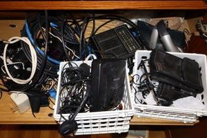 lot 172 image: Misc. electronics and cables